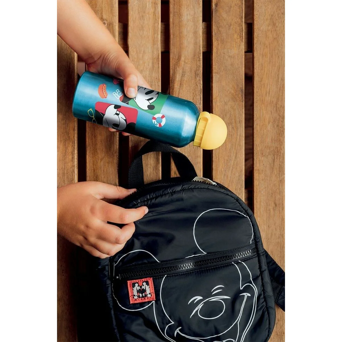 Botella de Agua Mickey Mouse CZ11262 530 ml Multicolor Aluminio