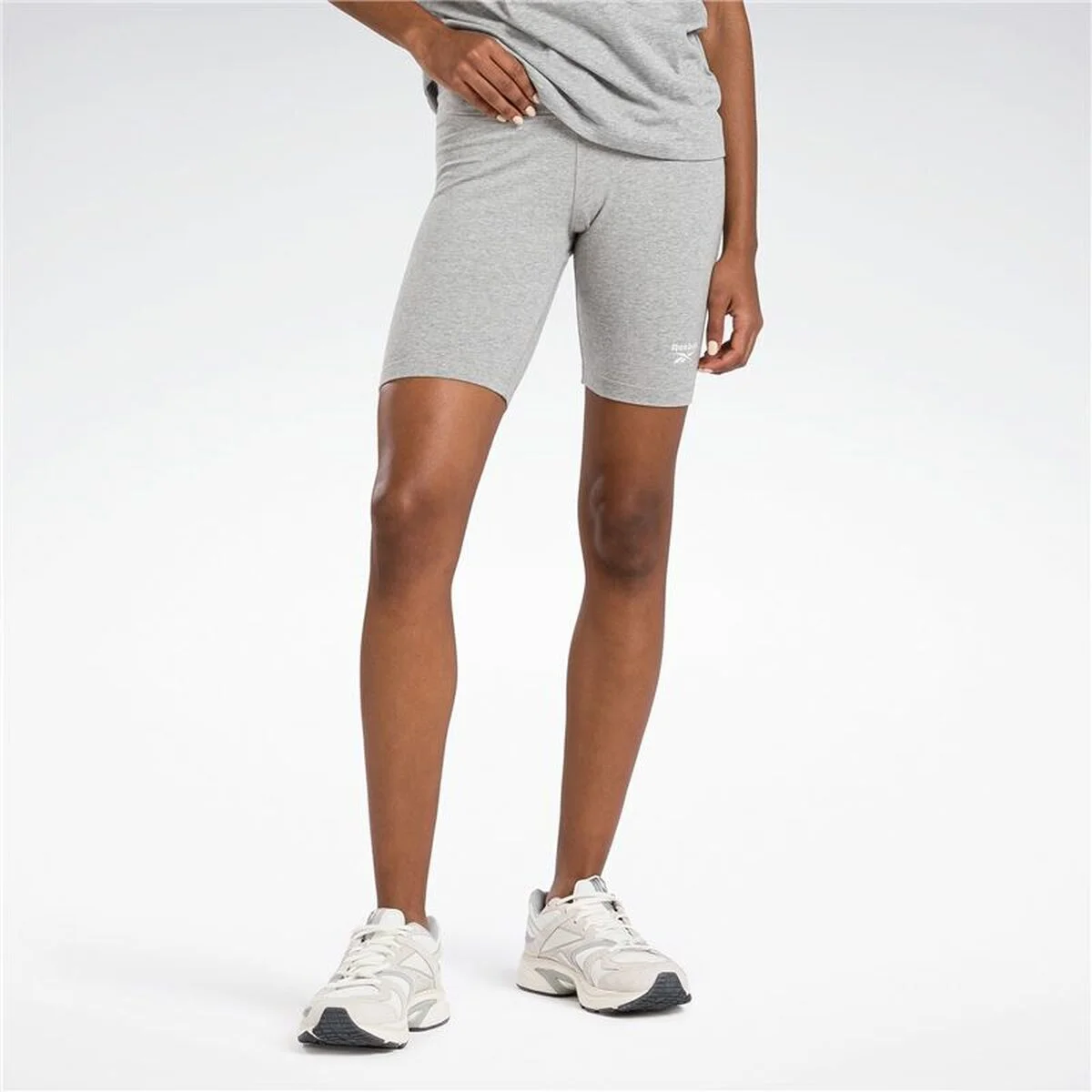 Mallas Cortas de Deporte Reebok Identity Sl Fitted Short Gris