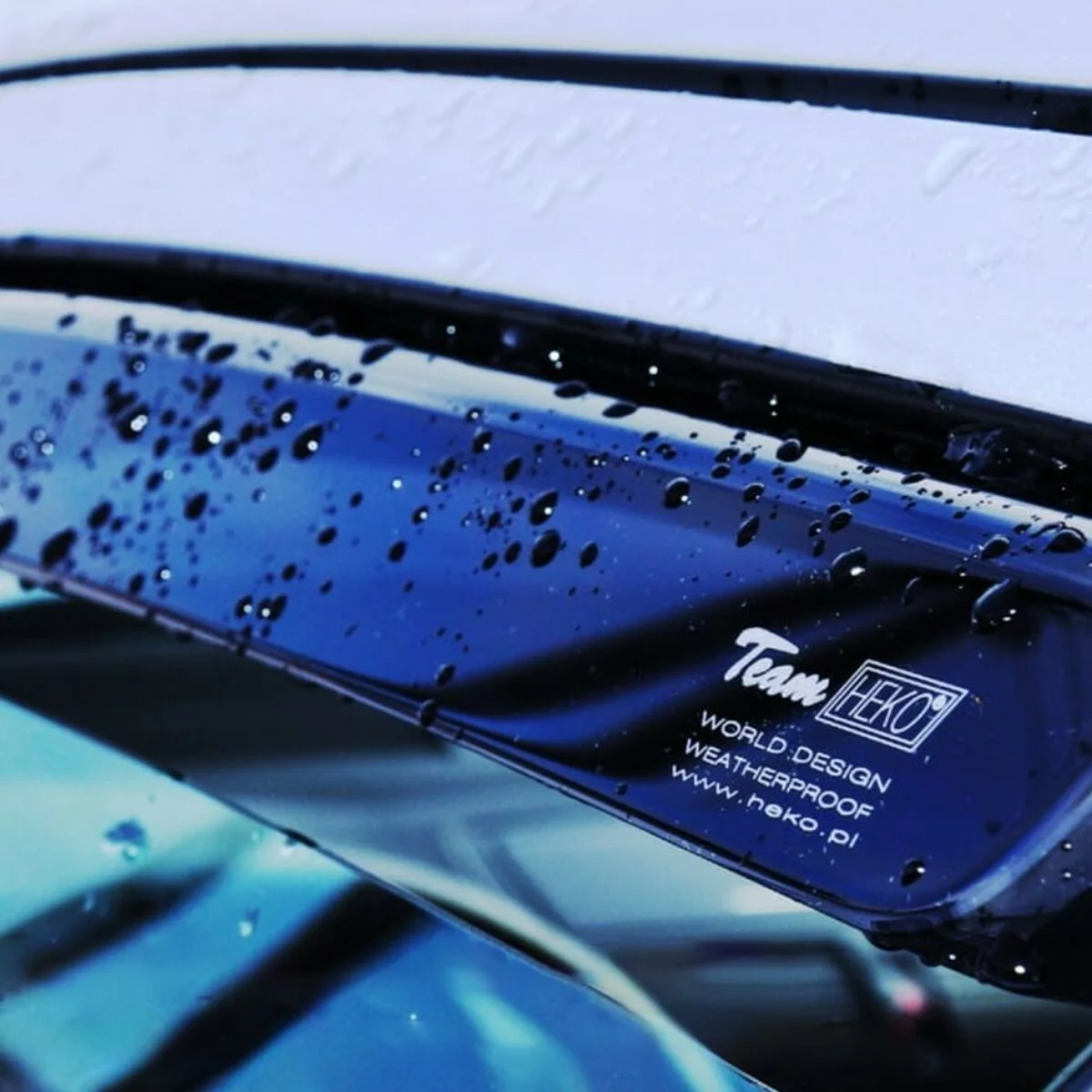 Deflector de viento HEKO HO29653 TOYOTA PRIUS PLUS 4 Piezas