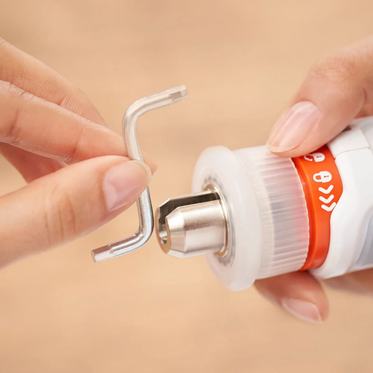 Atornillador eléctrico Black & Decker bcknvcrta01-qw 5 Nm