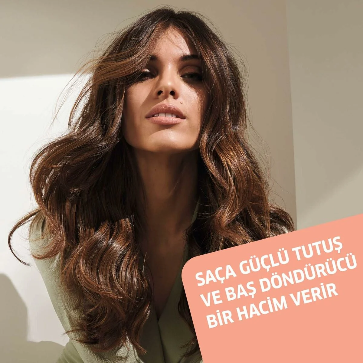 Espuma para Dar Volumen Wella EIMI VOLUME 500 ml