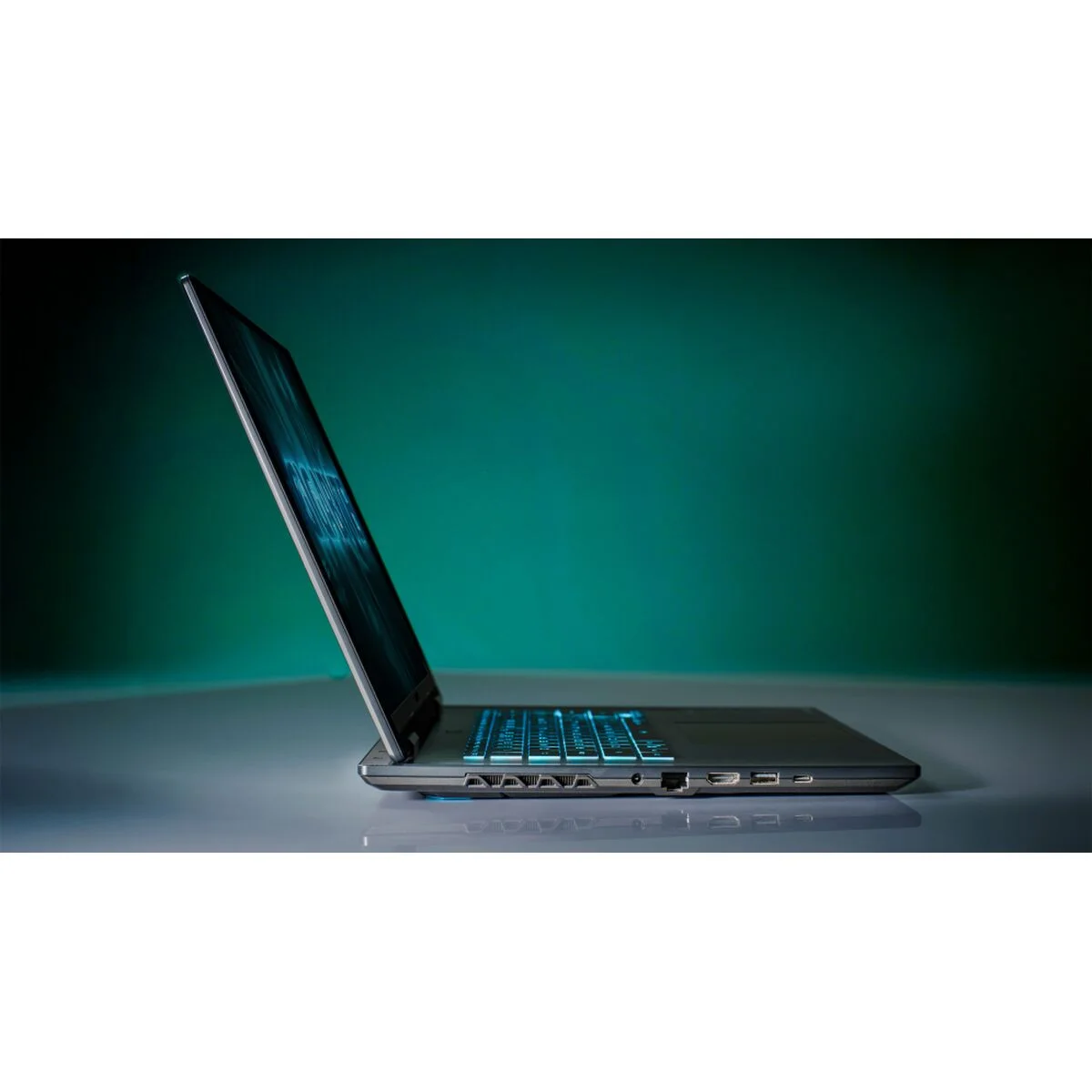 Laptop Gigabyte GAMING A16 CTHI3PT894SD 16" Intel Core i7-13620H 16 GB RAM 1 TB SSD Qwerty Portugués