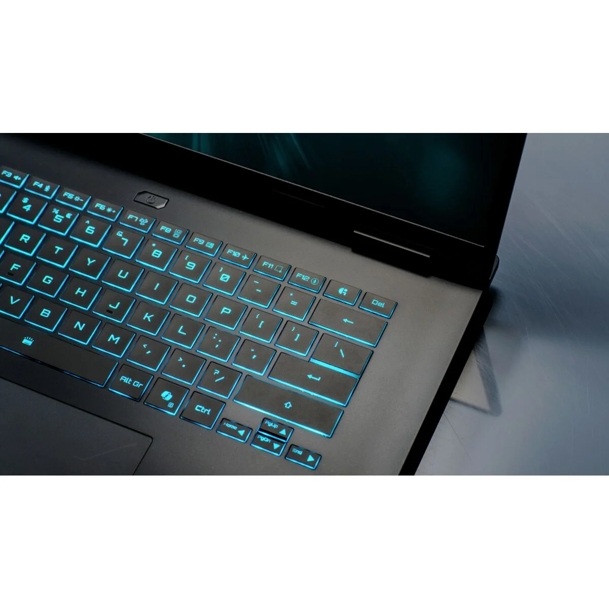 Laptop Gigabyte GAMING A16 CTHI3PT894SD 16" Intel Core i7-13620H 16 GB RAM 1 TB SSD Qwerty Portugués
