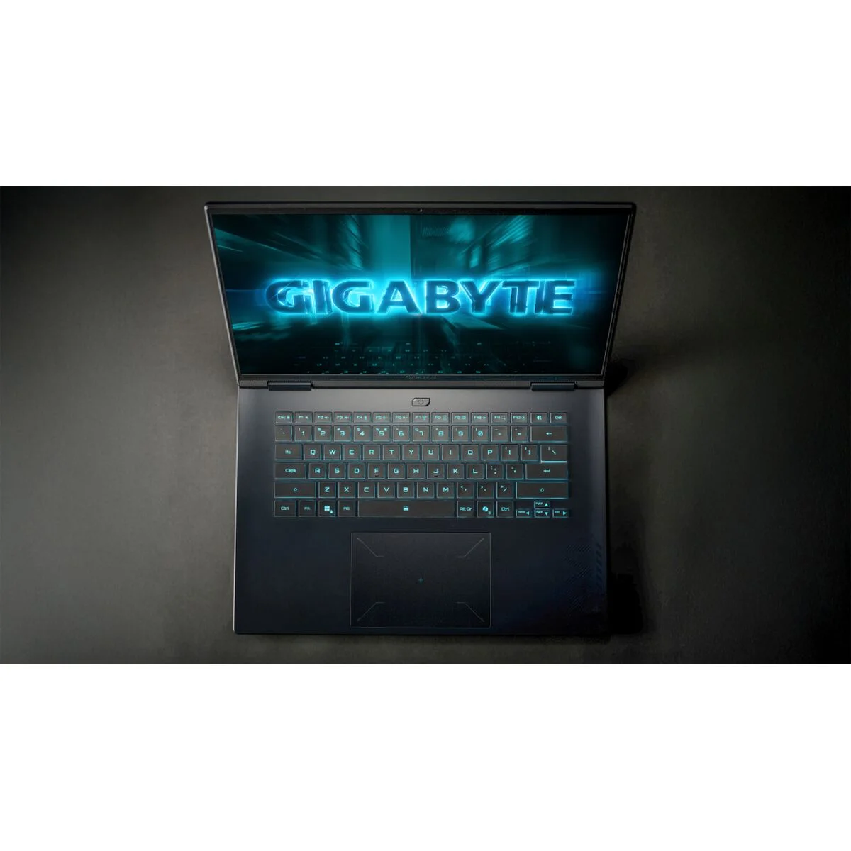 Laptop Gigabyte GAMING A16 CTHI3PT894SD 16" Intel Core i7-13620H 16 GB RAM 1 TB SSD Qwerty Portugués