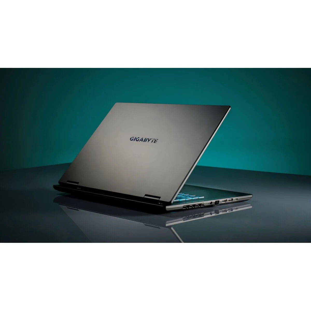 Laptop Gigabyte GAMING A16 CTHI3PT894SD 16" Intel Core i7-13620H 16 GB RAM 1 TB SSD Qwerty Portugués