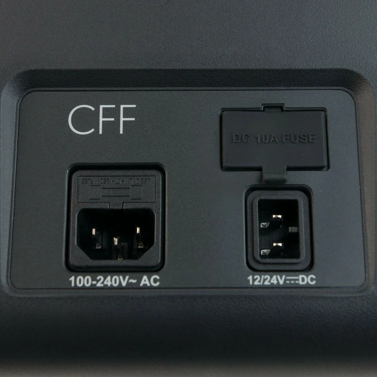 Nevera Portátil Dometic Negro Beige