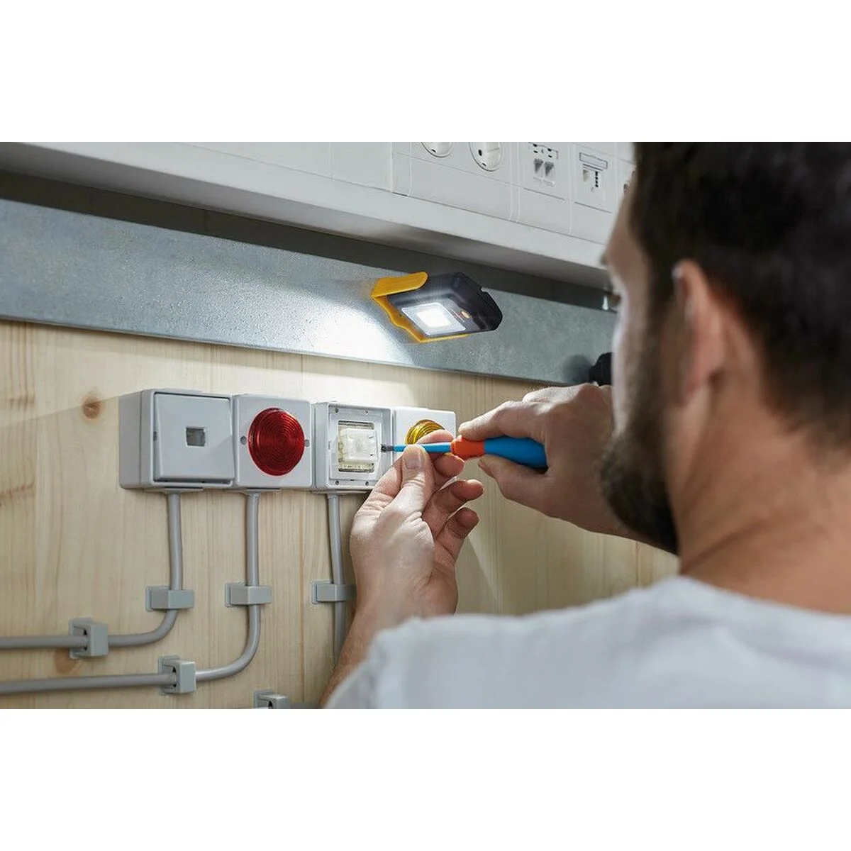 Linterna Brennenstuhl HL DB43 MH 220 lm